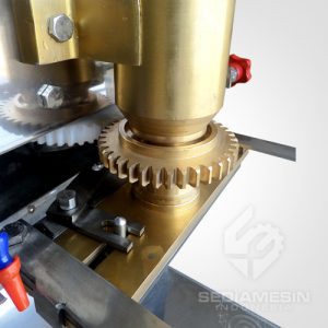 Mesin Pembuat Pentol : Gear Kuningan - Nylon