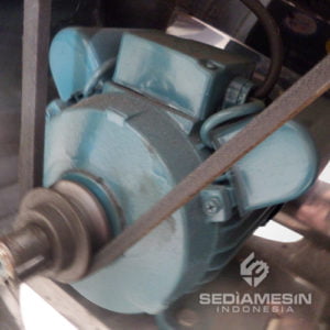 Mixer Daging Mini : Dinamo Listrik